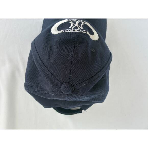 Vintage 90s New York Yankees Baseball Hat Blue Adjustable Cap G.C.C. - Picture 8 of 8